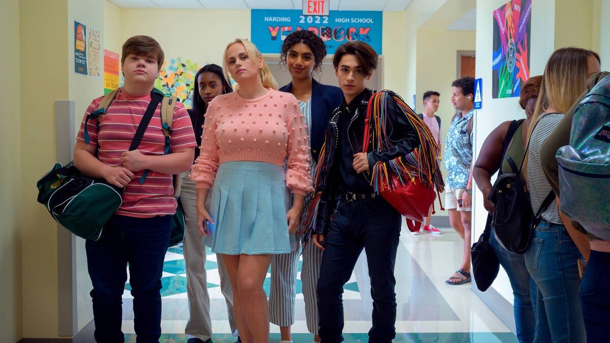 Jeremy Ray Taylor as Neil Chud, Rebel Wilson as Stephanie Conway, Avantika as Janet and Joshua Colley as Yaz in Senior Year. Image: Boris Martin/Netflix © 2022