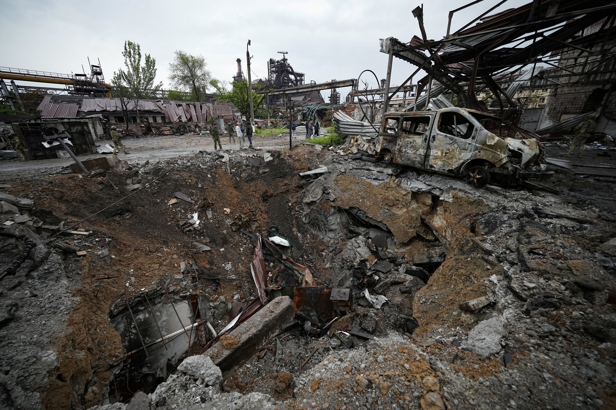 Concern mounts over fate of 2,500 Ukrainian POWs from Mariupol steel plant