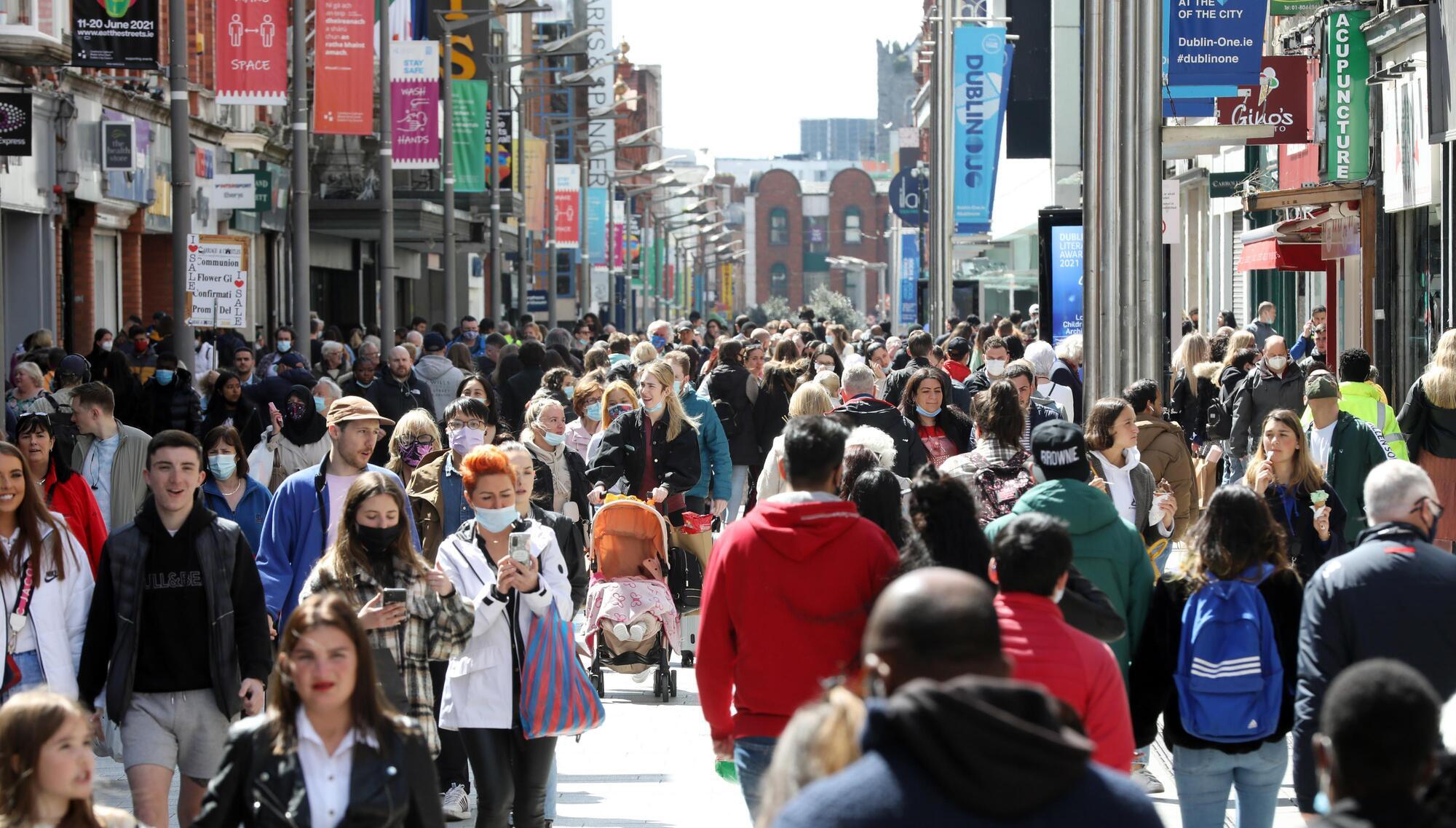 The employment rate for people aged between 15 and 64 rose to 72.8% in the first quarter of this year, up from 65.6% during the same period last year. Picture: Leah Farrell 