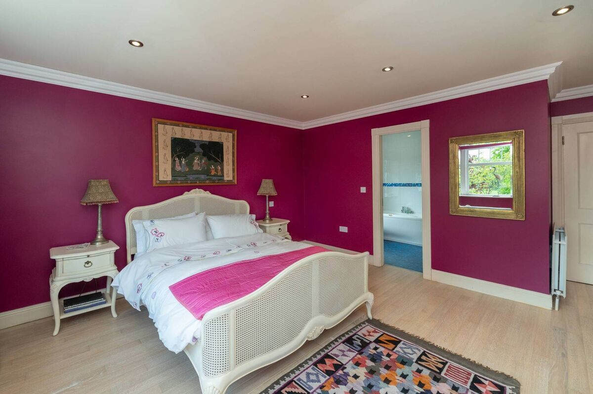 Main bedroom has walk in wardrobe and ensuite with jacuzzi bath