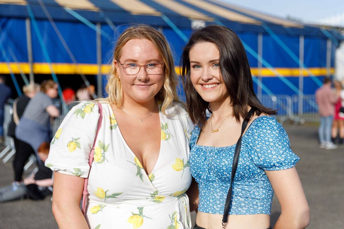 Megan O'Brien from Waterford and Orla Mulcahy from Cork outside the Live At The Marquee venue before the Coronas gig this evening. Picture: Ray Keogh
