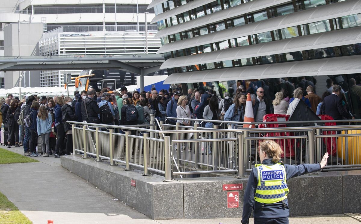 This morning, the queue for security was estimated to take 38 minutes. Picture: Colin Keegan, Collins Dublin