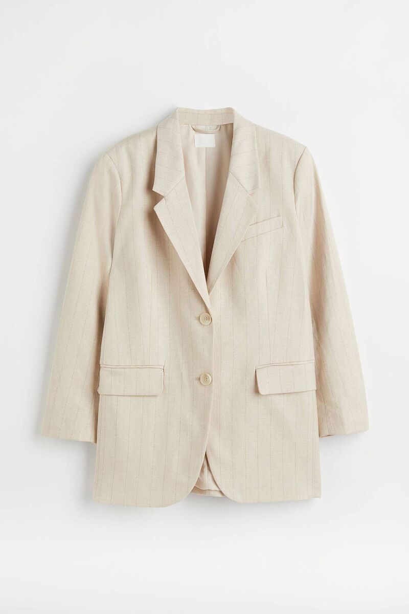 Oversized linen-blend jacket, H&M, €39.99 Oversized linen-blend jacket, H&M, €39.99