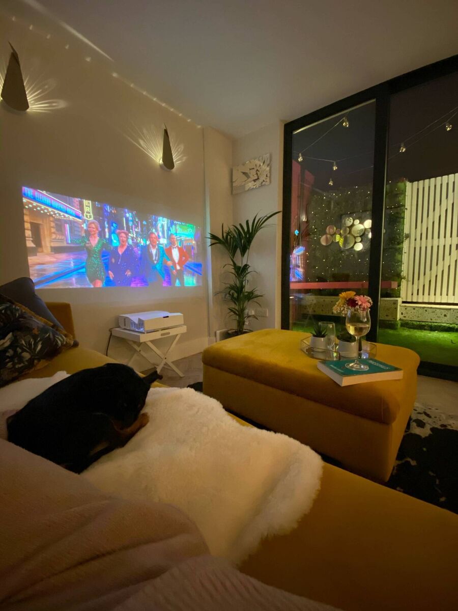 High-quality UST projectors start at around €1,500.