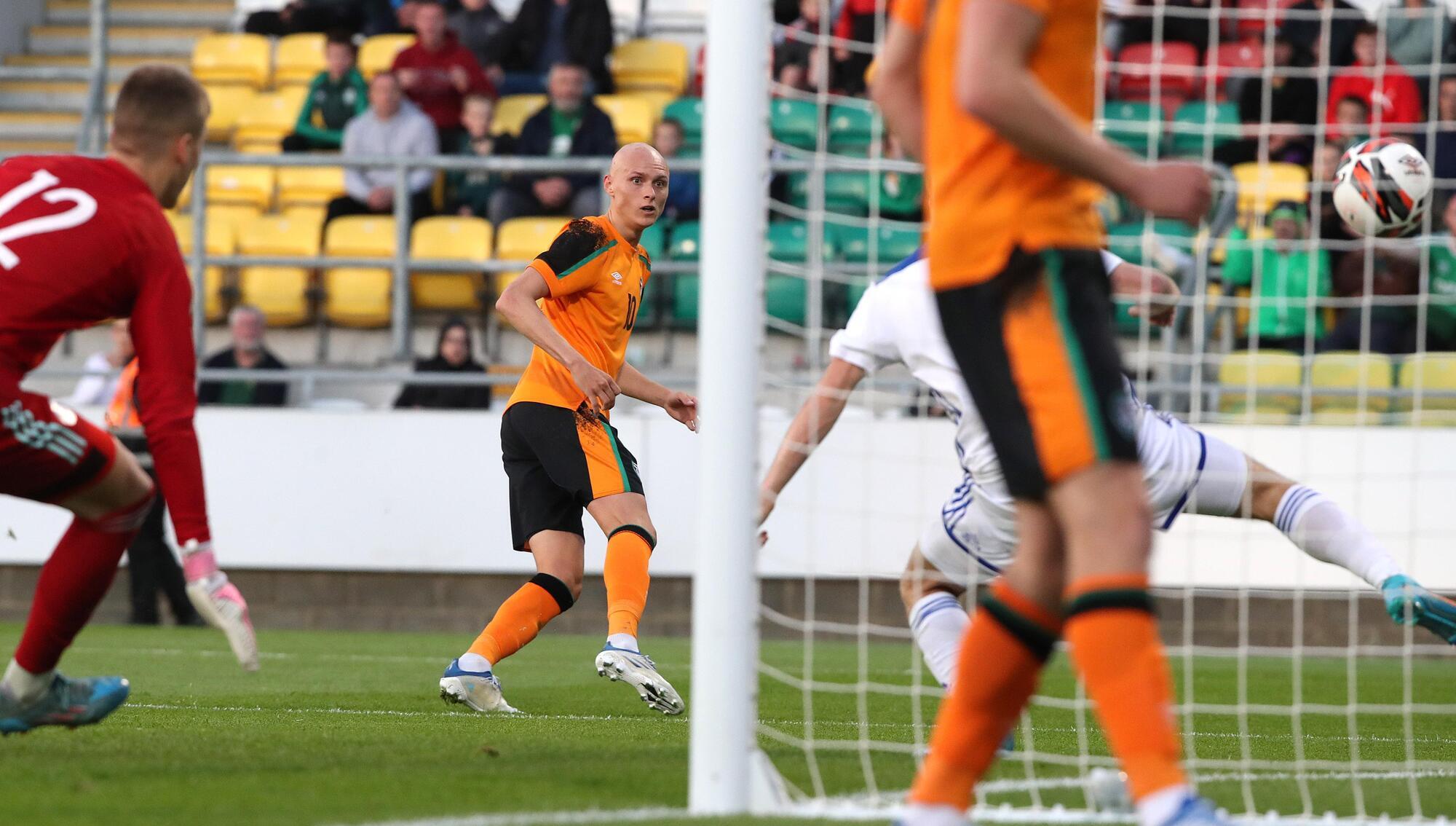 Stellar Smallbone helps Ireland take big step towards Euro finals dream