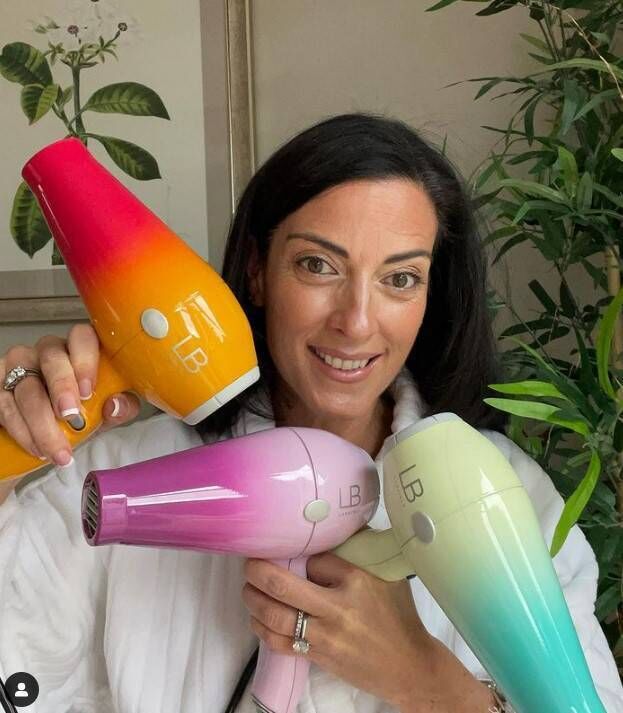 Lisa McGowan works with a large number of Irish businesses through her fashion and lifestyle site.