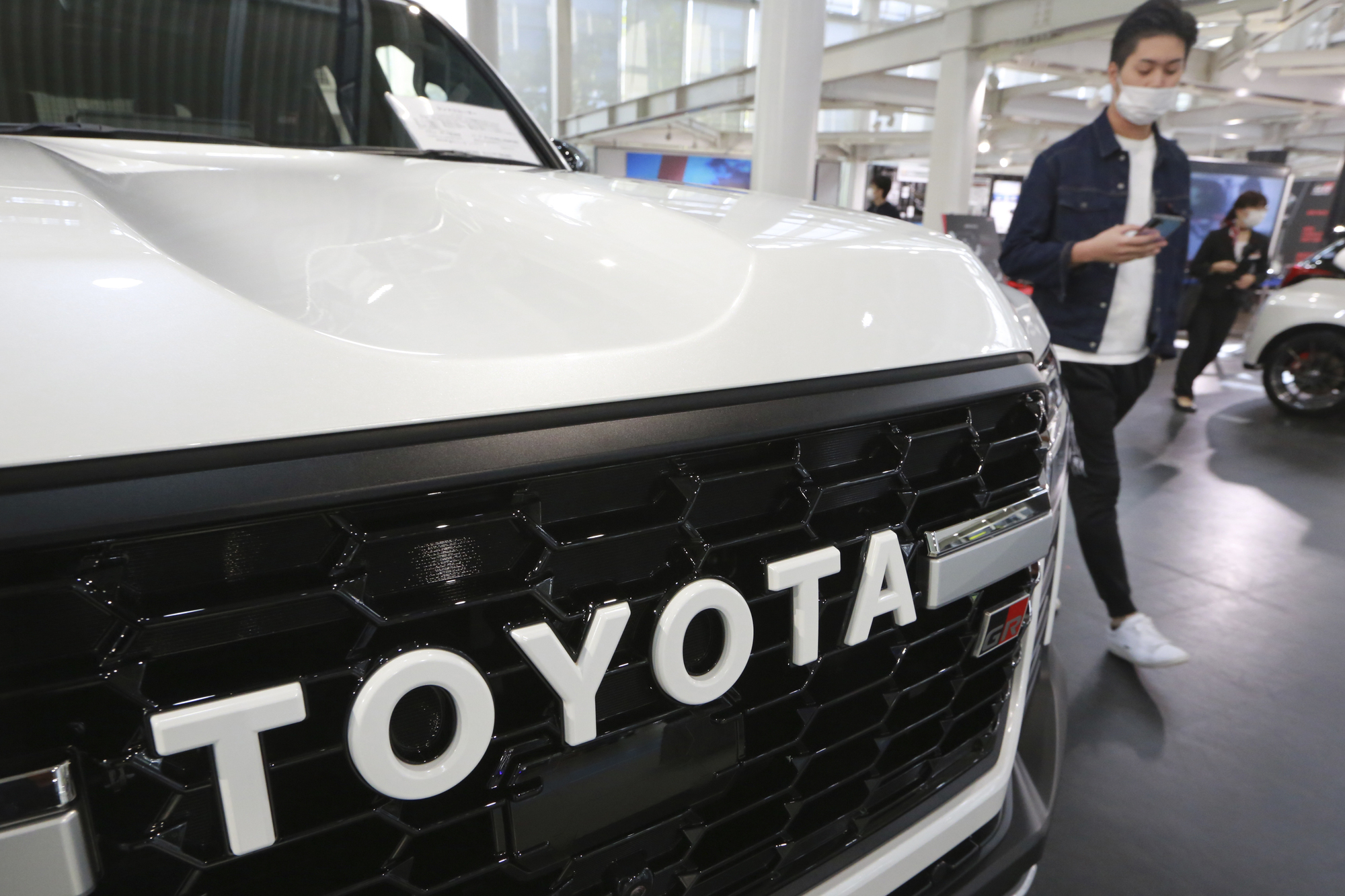 Electric and hybrid vehicles make up over 20% of car sales 
