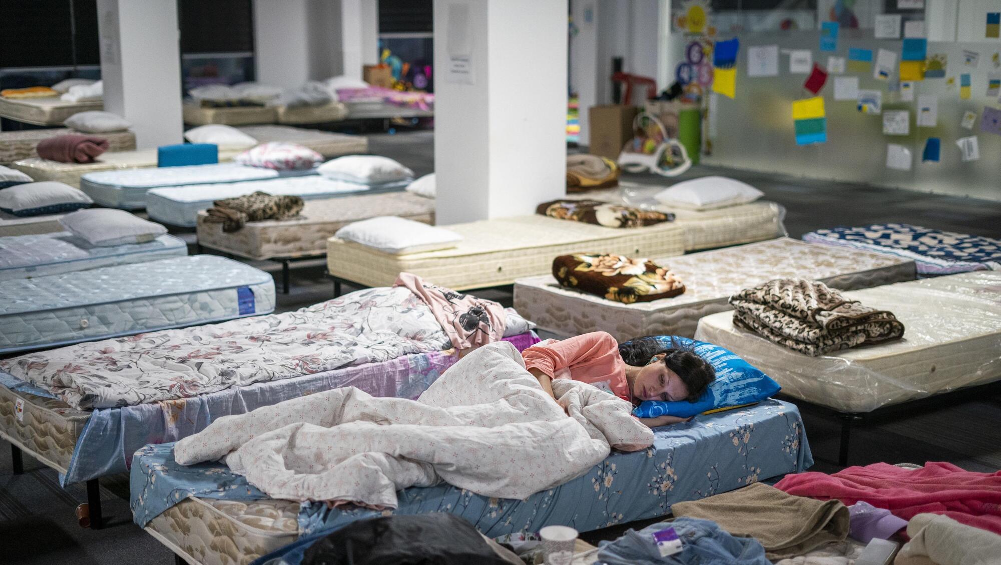 Cabinet to decide on new regional hubs for Ukrainian refugees