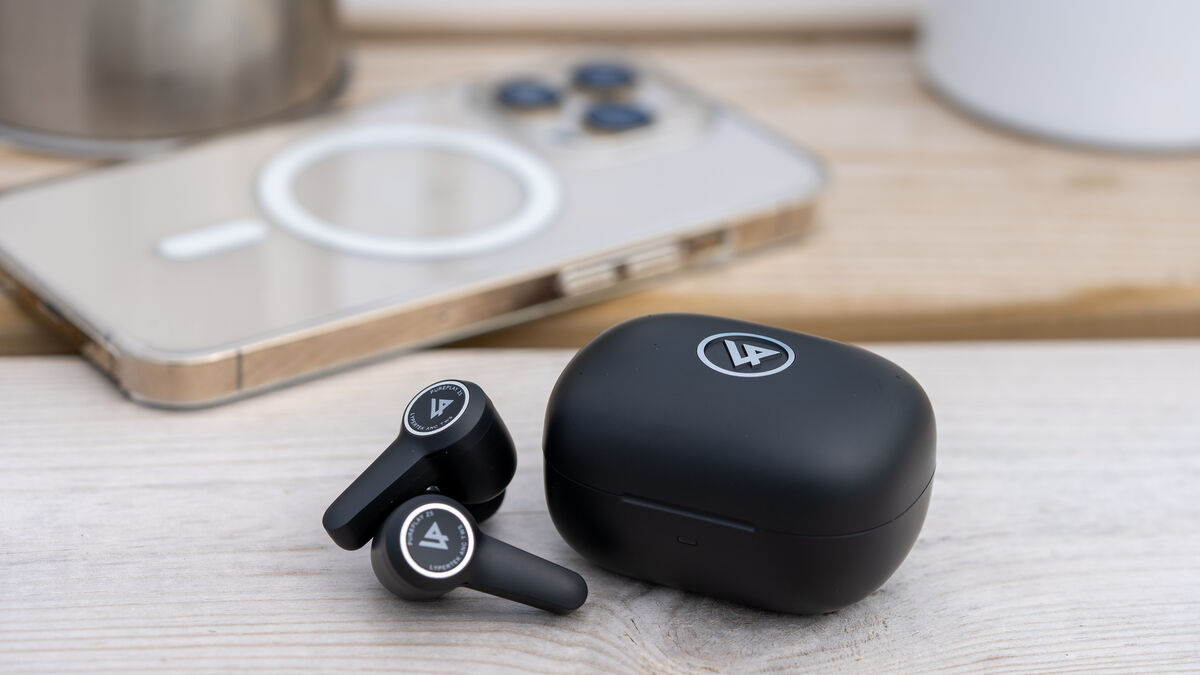 Lypertek PurePlay Z5 ANC features aptX adaptive and Bluetooth 5.2. Picture Noel Campion. Lypertek PurePlay Z5 ANC features aptX adaptive and Bluetooth 5.2. Picture Noel Campion.