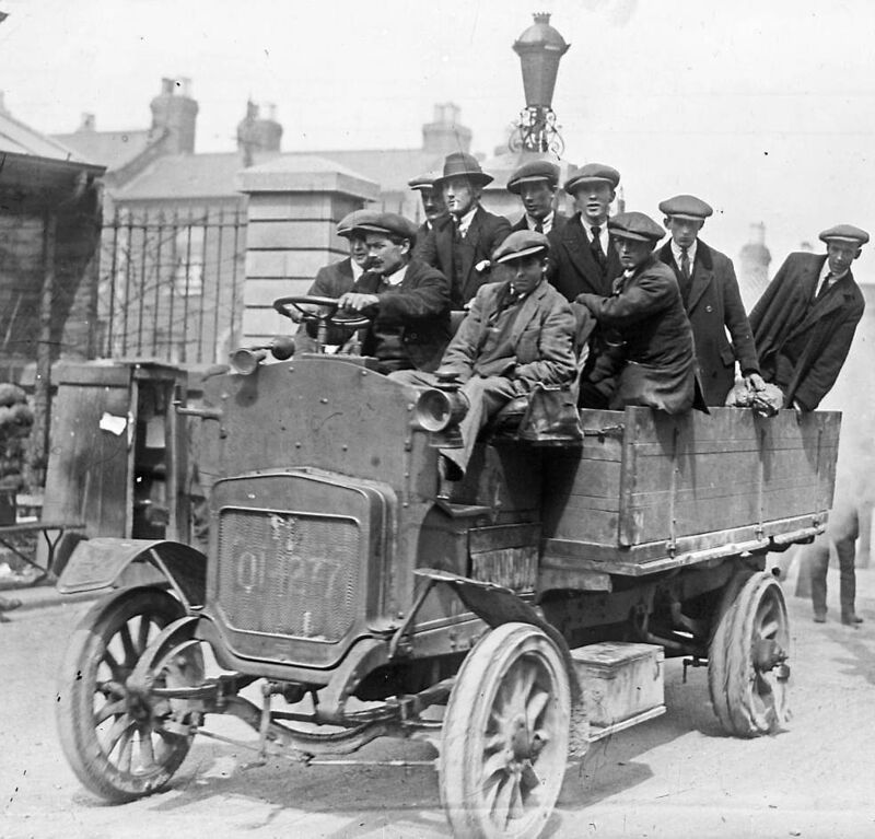 Recruits for the Free State National Army pictured in January 1922.  	Picture: Independent News And Media/Getty
                    