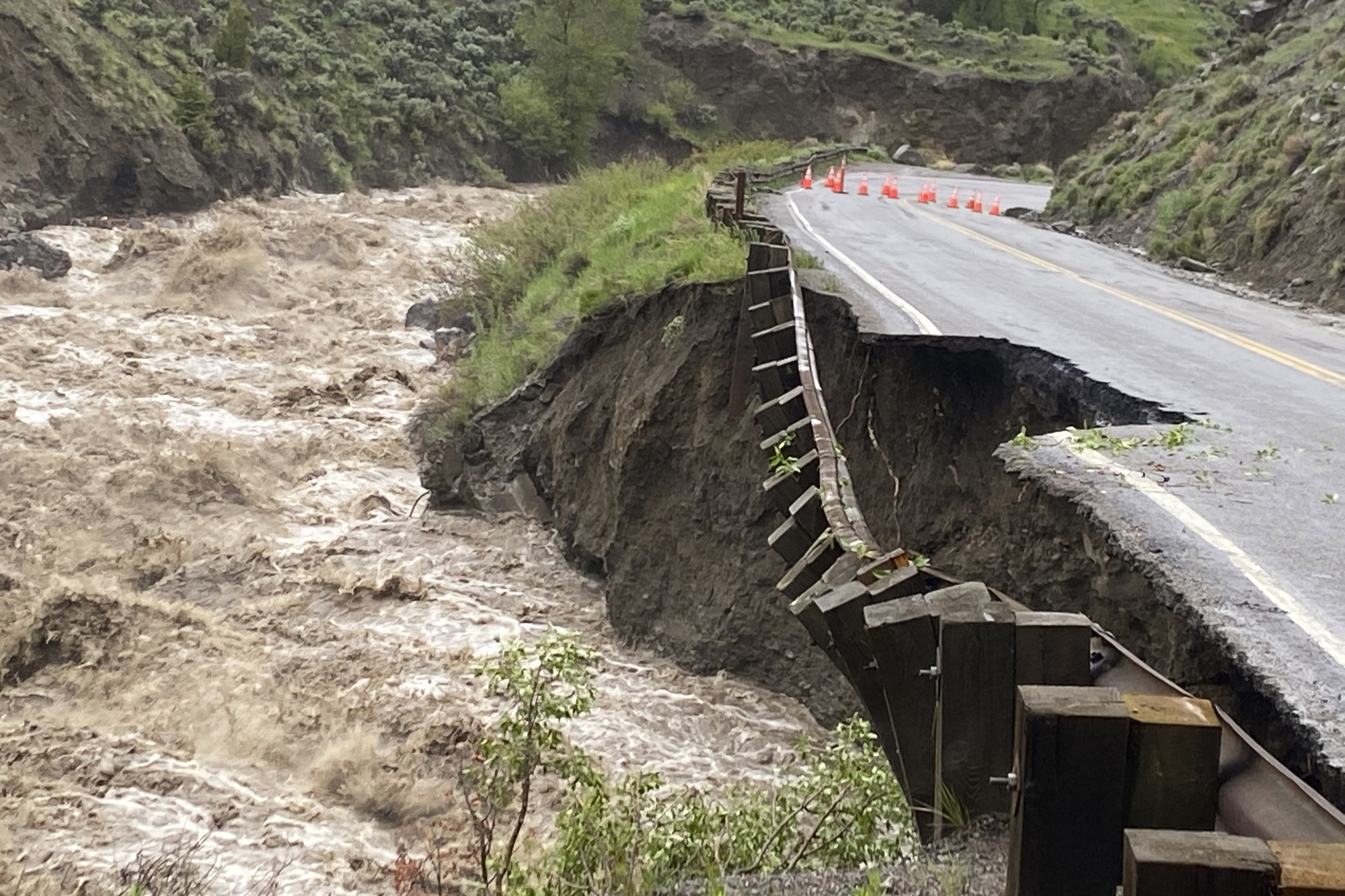Tourists stranded as Yellowstone park closed after historic floods