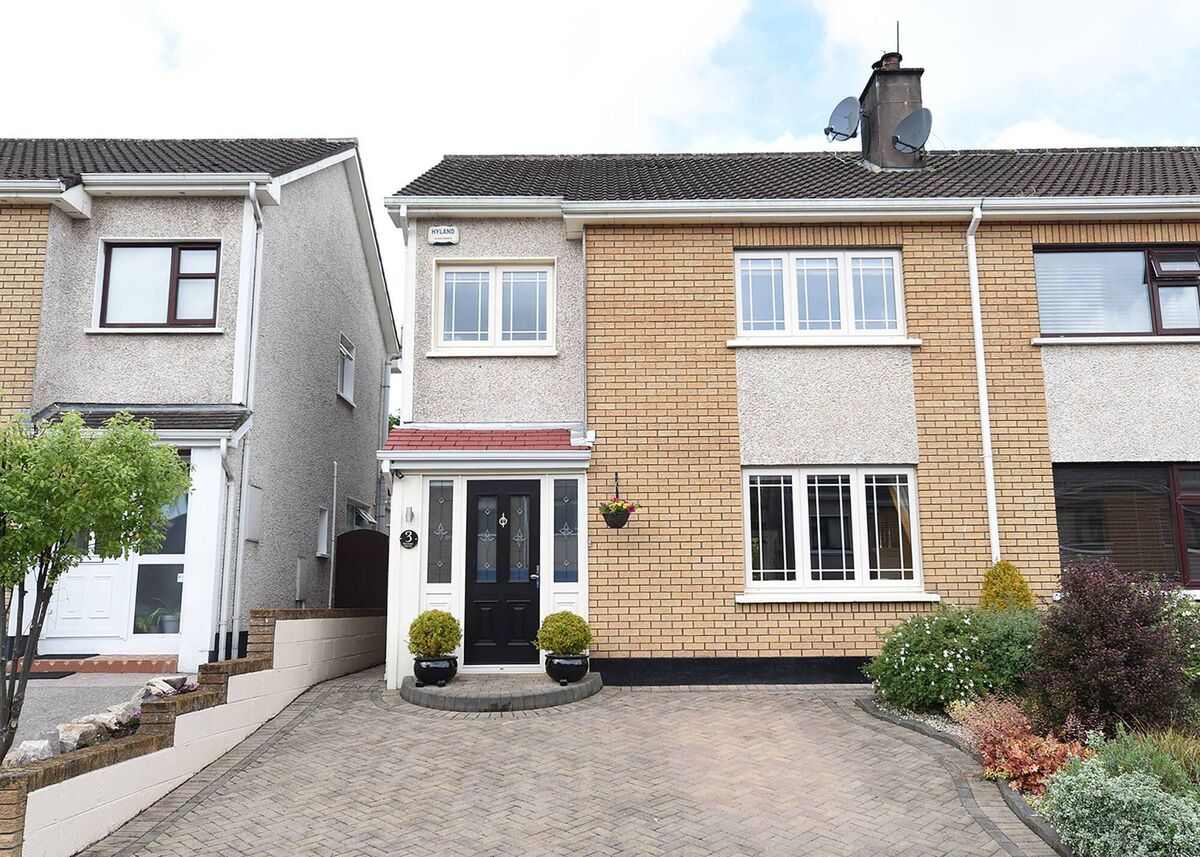 3 Delfern Grove, Maryborough Hill 