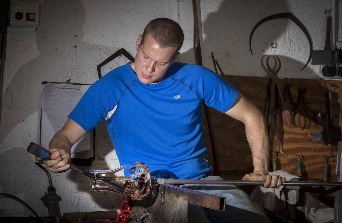 Master Glassblower Rory Leadbetter of Jerpoint Glass Master Glassblower Rory Leadbetter of Jerpoint Glass