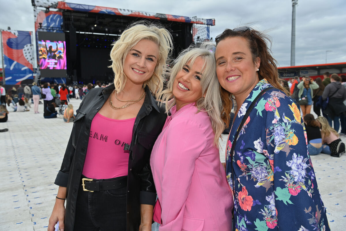  Amy Morrissey, Tracy Hart and Stacy Foley.