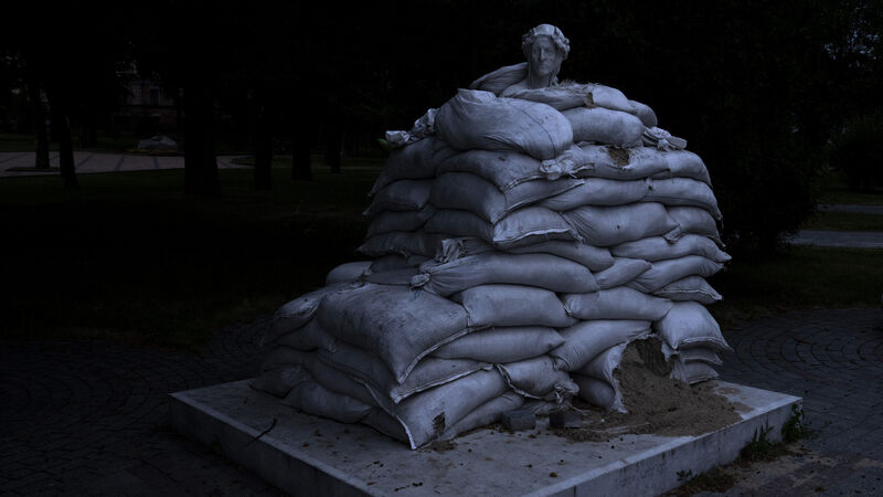 Ukrainian army to retreat from battered city to avoid encirclement