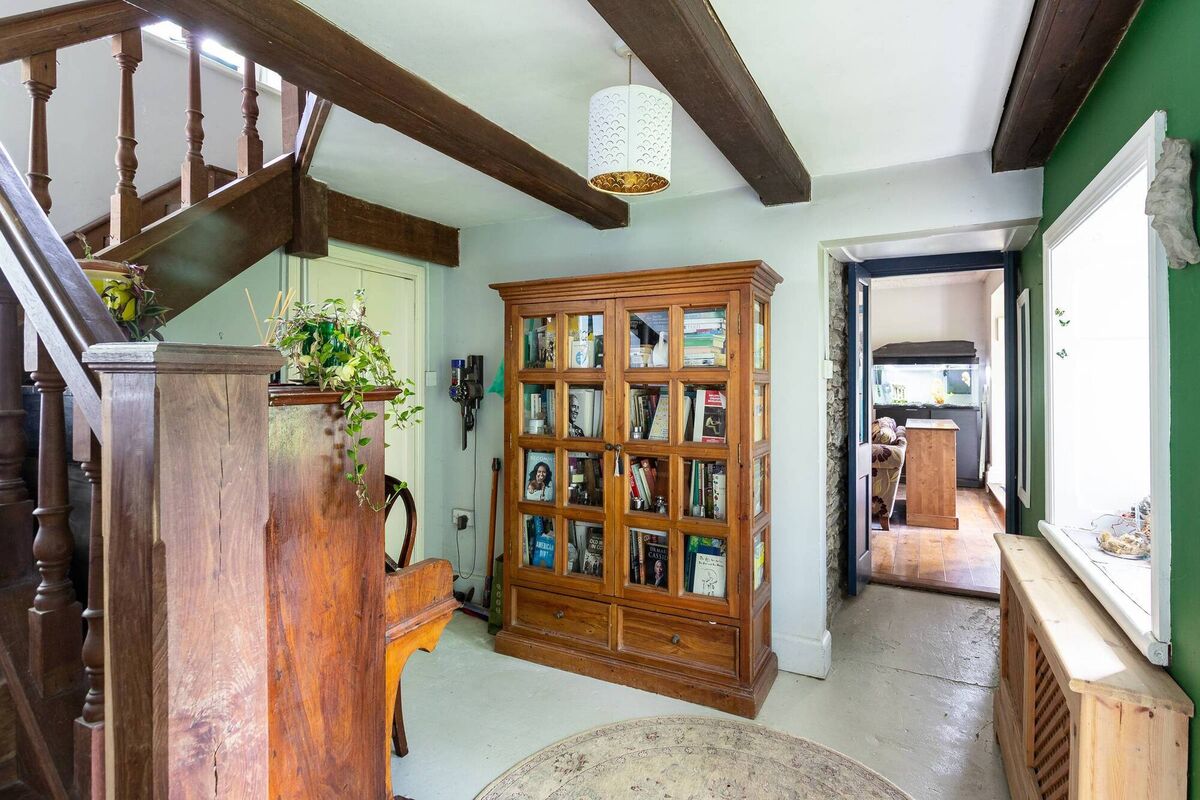Interior with exposed beams Interior with exposed beams