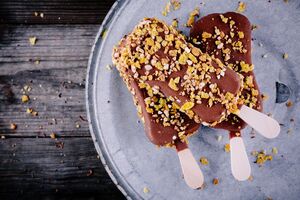 Cereal milk chocolate ice pops