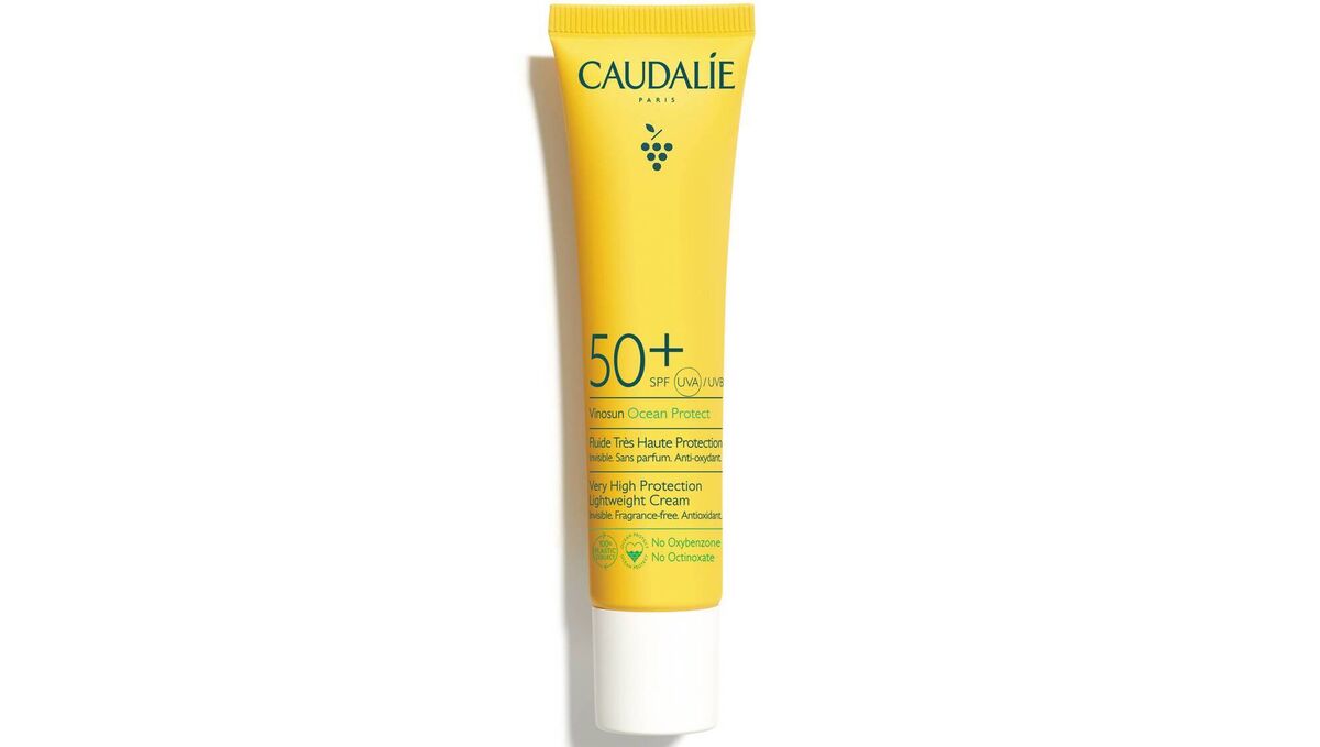 Caudalie Very High Protection Lightweight Cream SPF50+ Caudalie Very High Protection Lightweight Cream SPF50+