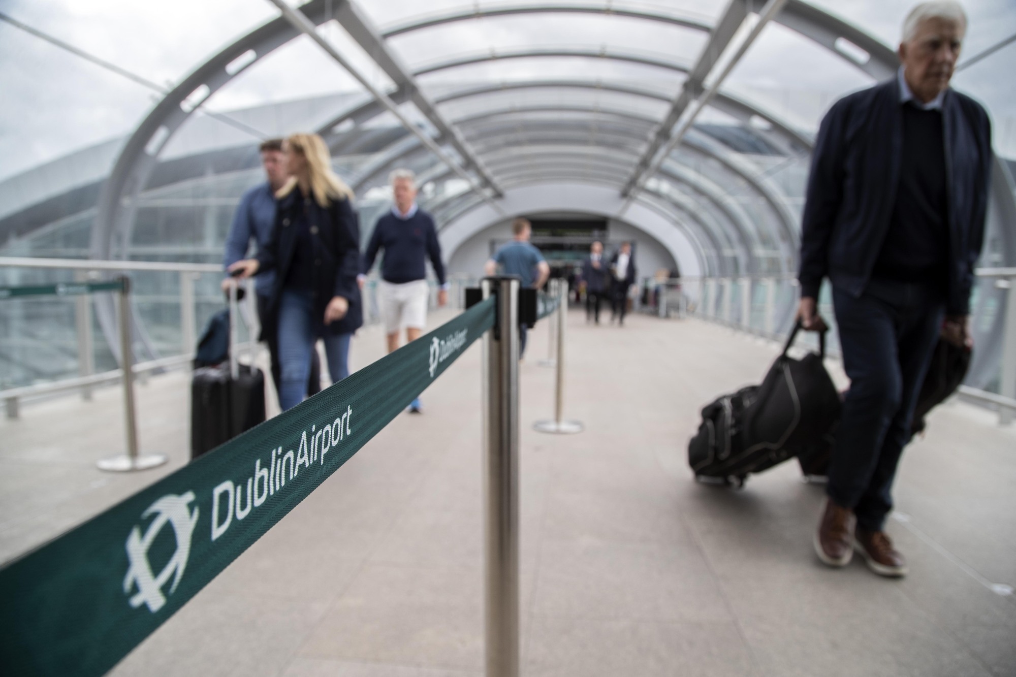 Army response to Dublin Airport chaos a 'last resort' - Coveney