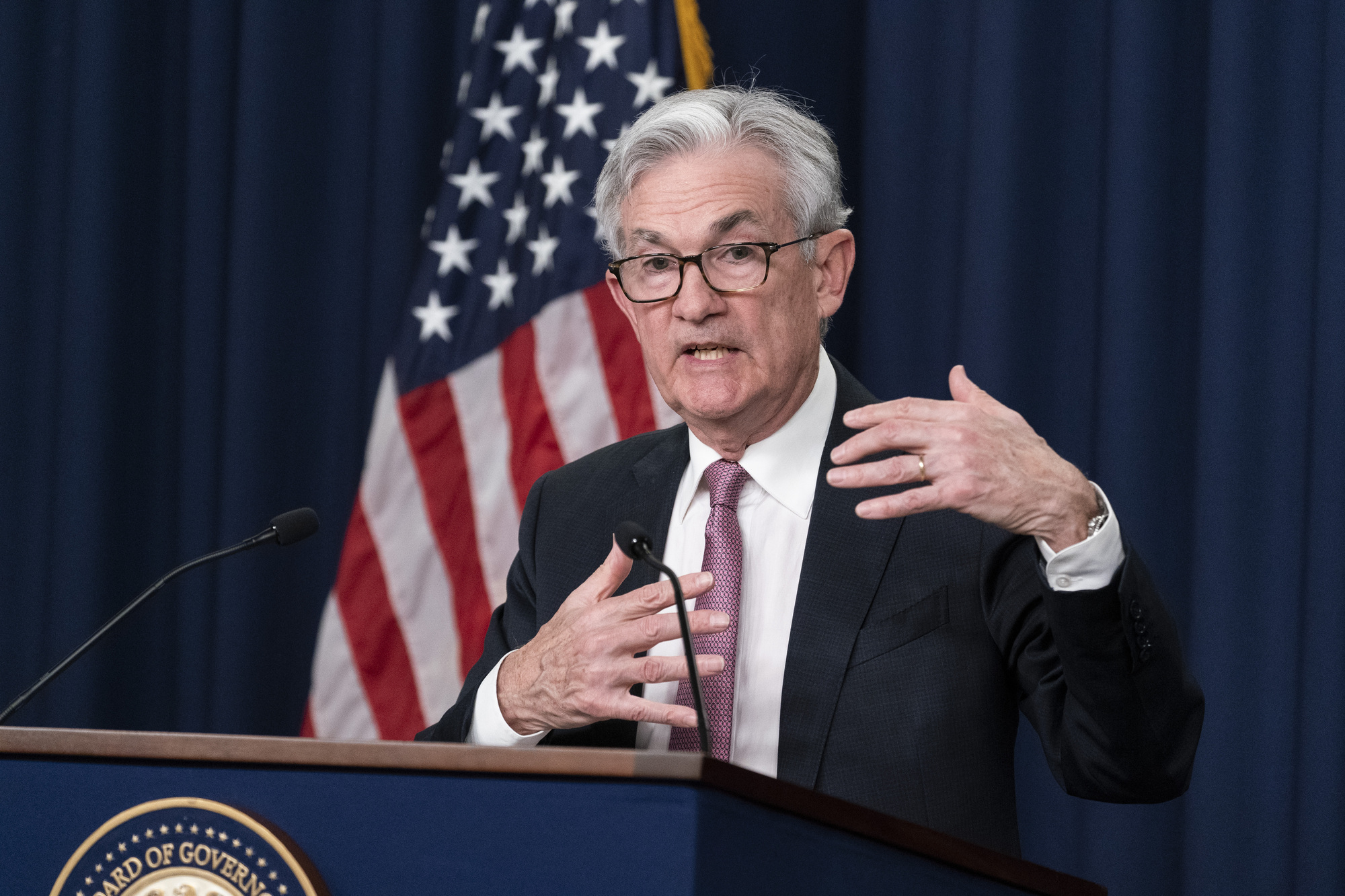 US treasury yields surge as Fed minutes underscore inflation fight