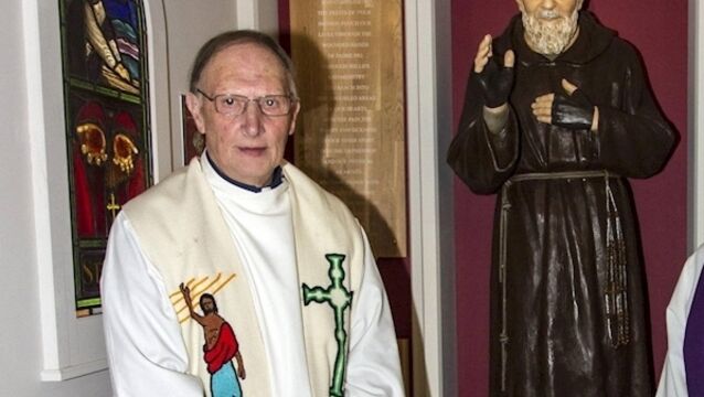 Crowds of devotees to be blessed with Padre Pio glove