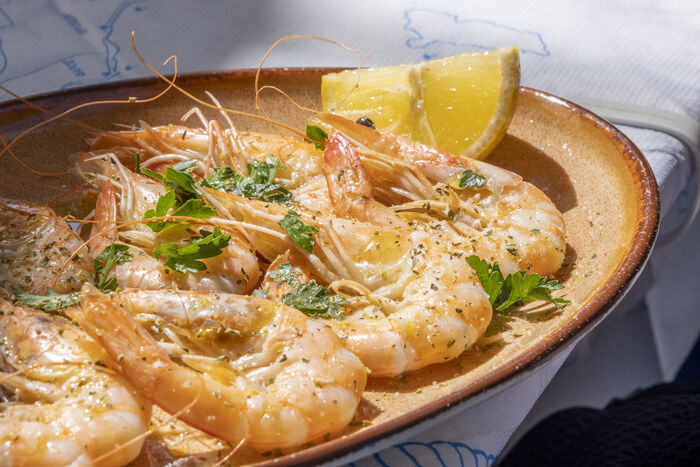 Grilled langoustines with a Thai dressing