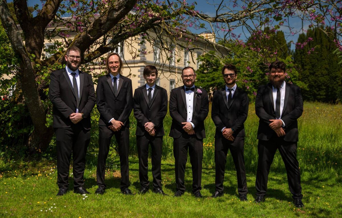 Paul O'Mara, Ben Haynes, Kevin Barry, Tom Barry, Dave Barry, Sam Wilson Paul O'Mara, Ben Haynes, Kevin Barry, Tom Barry, Dave Barry, Sam Wilson