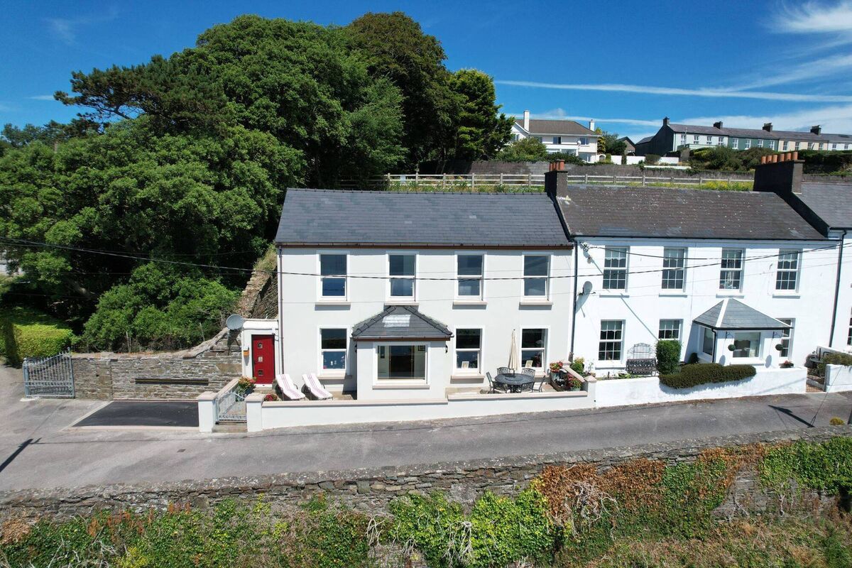 1 Wilmount Tce, Cobh