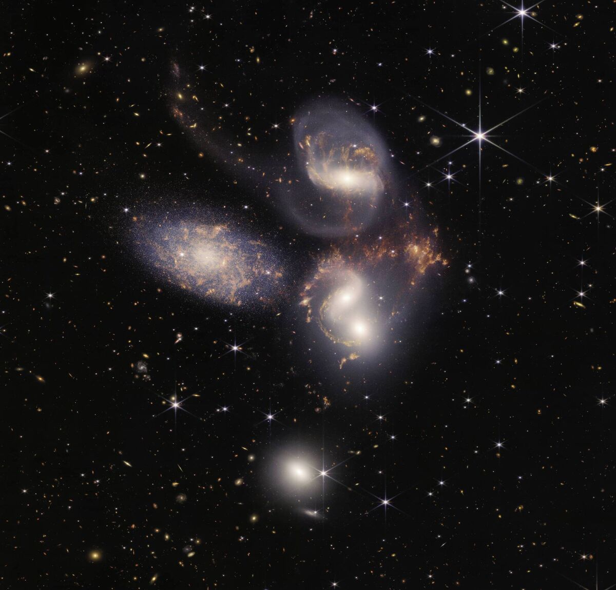 NASA’s James Webb Space Telescope reveals never-before-seen details of the galaxy group “Stephan’s Quintet” Photo: NASA, ESA, CSA, and STScI