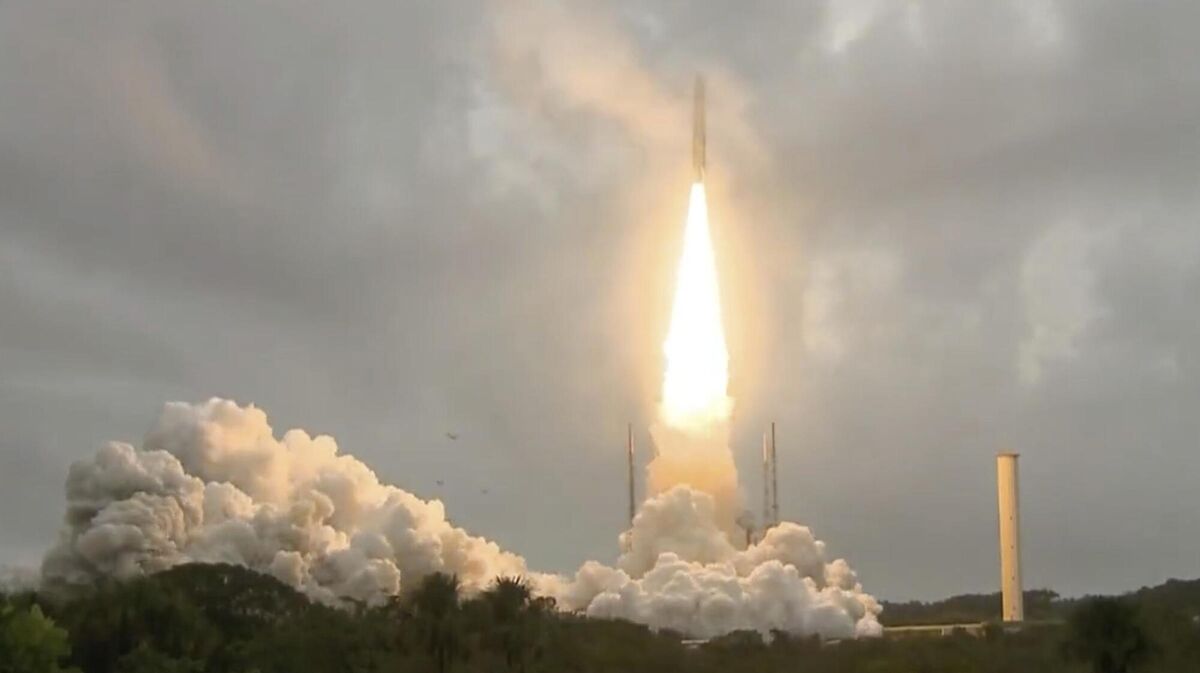 Arianespace's Ariane 5 rocket with NASA's James Webb Space Telescope onboard, lifts off on Christmas Day 2021, at Europe's Spaceport, the Guiana Space Center in Kourou, French Guiana. Photo: NASA