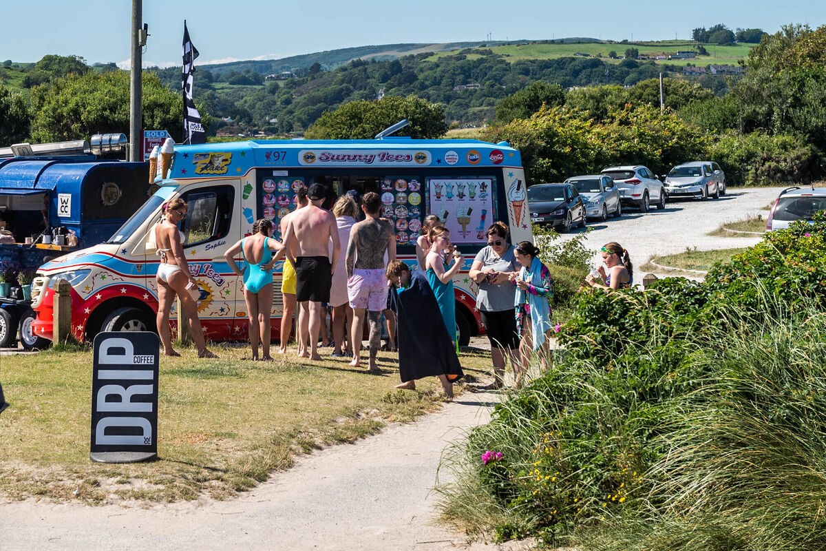 The sun shone and temperatures hit 24C at The Warren Beach, West Cork recently. Picture: Andy Gibson. The sun shone and temperatures hit 24C at The Warren Beach, West Cork recently. Picture: Andy Gibson.
