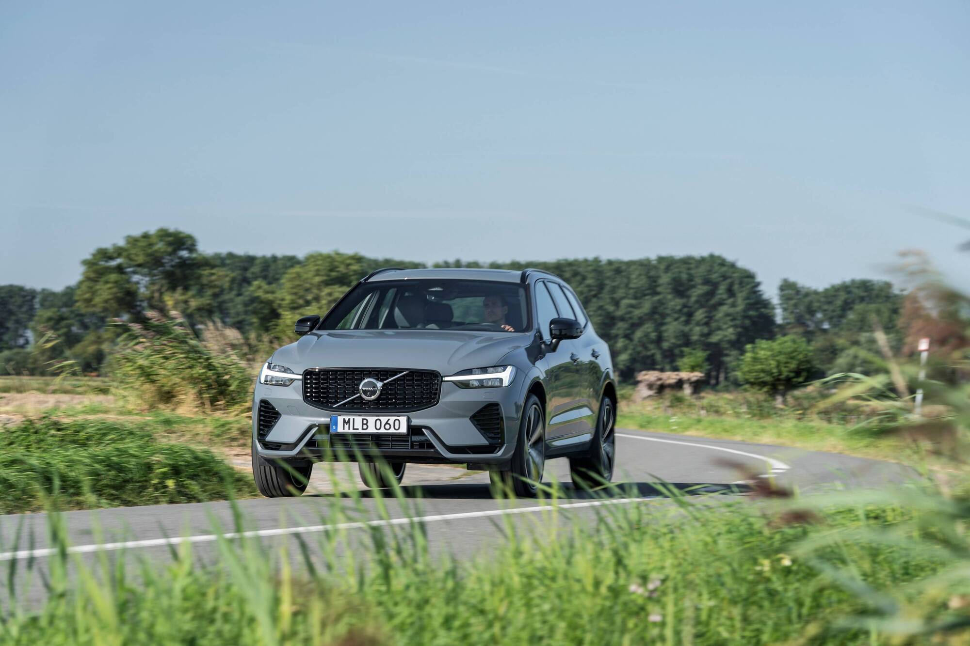 Volvo posts rise in profits despite supply chain woes