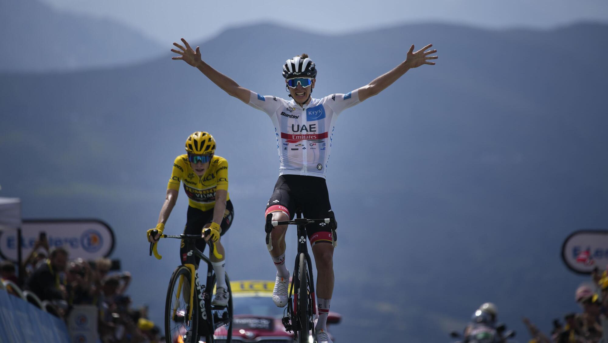 Tadej Pogacar wins stage but Jonas Vingegaard keeps yellow jersey
