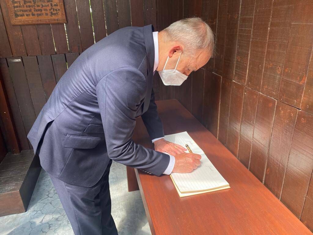 The Taoiseach recounted how his father recalled “a good session” when Philly returned from the war. Picture: Ministry of Communications and Information, Singapore.