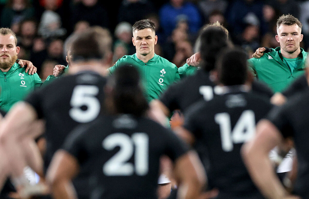 BRING IT ON: Ireland's Finlay Bealham, Johnny Sexton and Peter O'Mahony during the New Zealand Haka. ©INPHO/Billy Stickland
