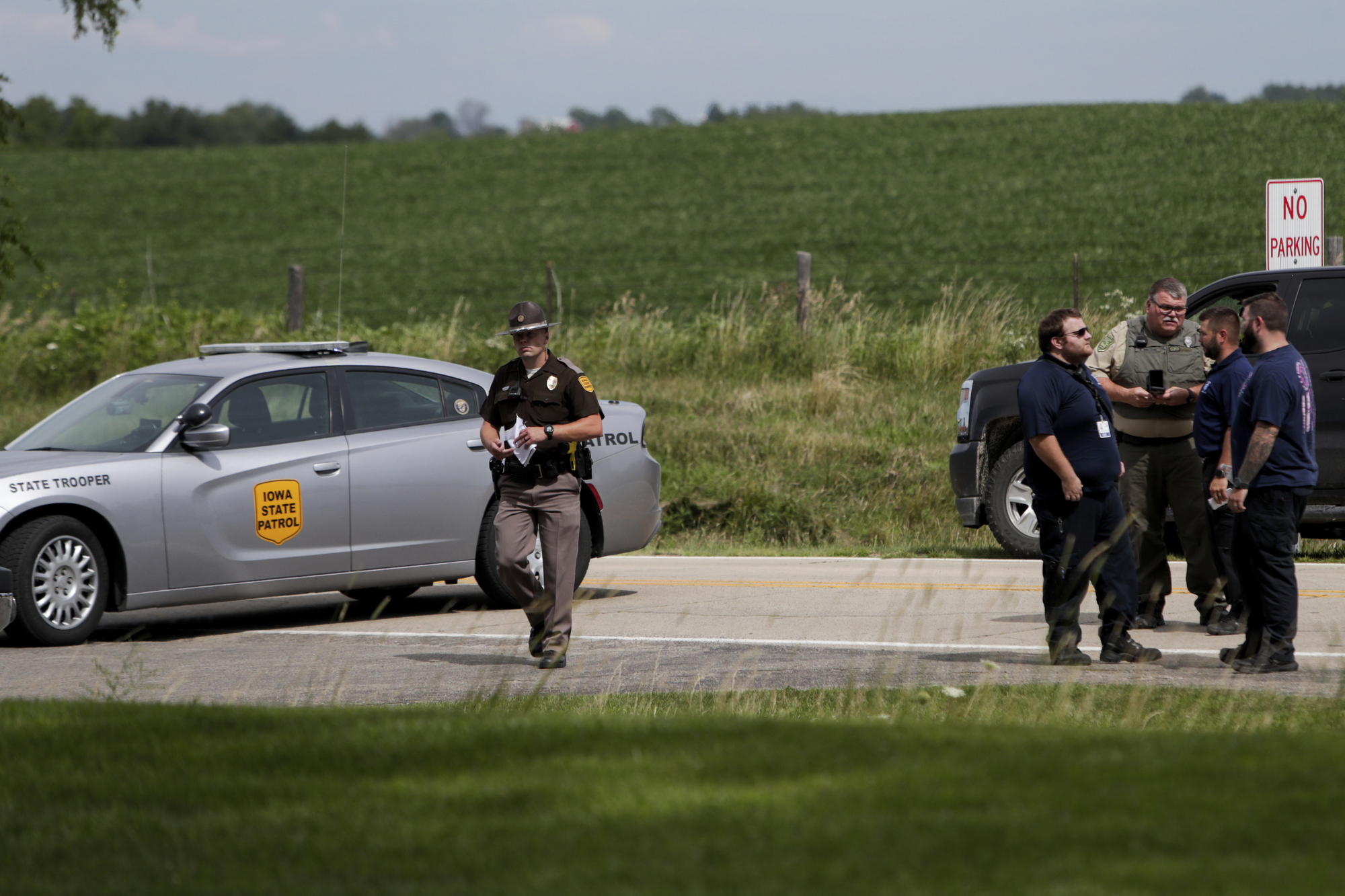 Gunman kills three people at Iowa state park