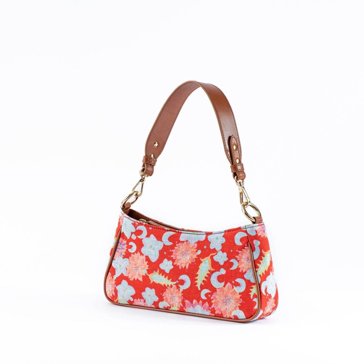 Baguette Bag, €195, Féri x Peelo Baguette Bag, €195, Féri x Peelo