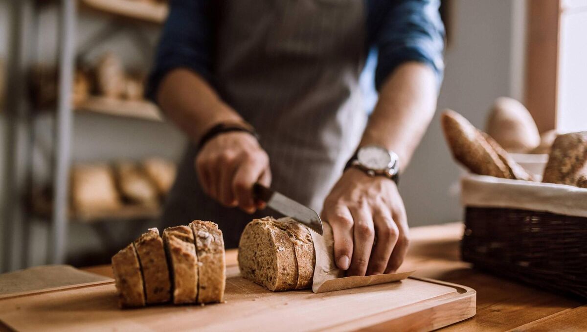 The water helps rehydrate the bread The water helps rehydrate the bread