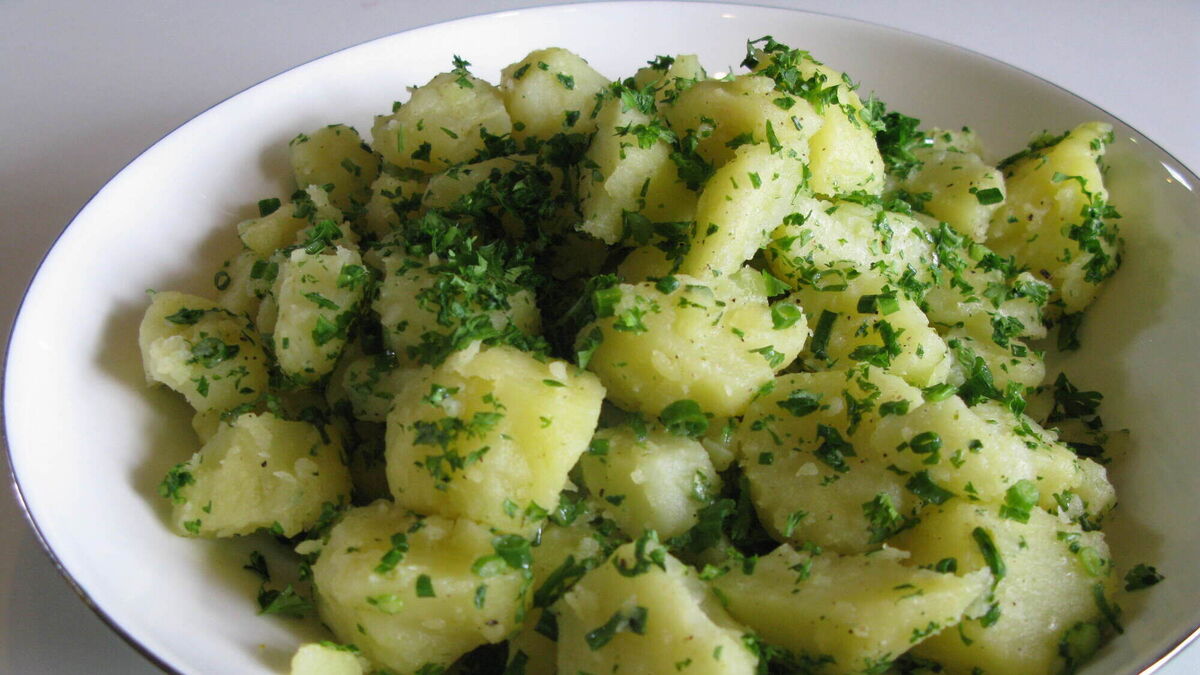 Potato, spring onion and nasturtium salad