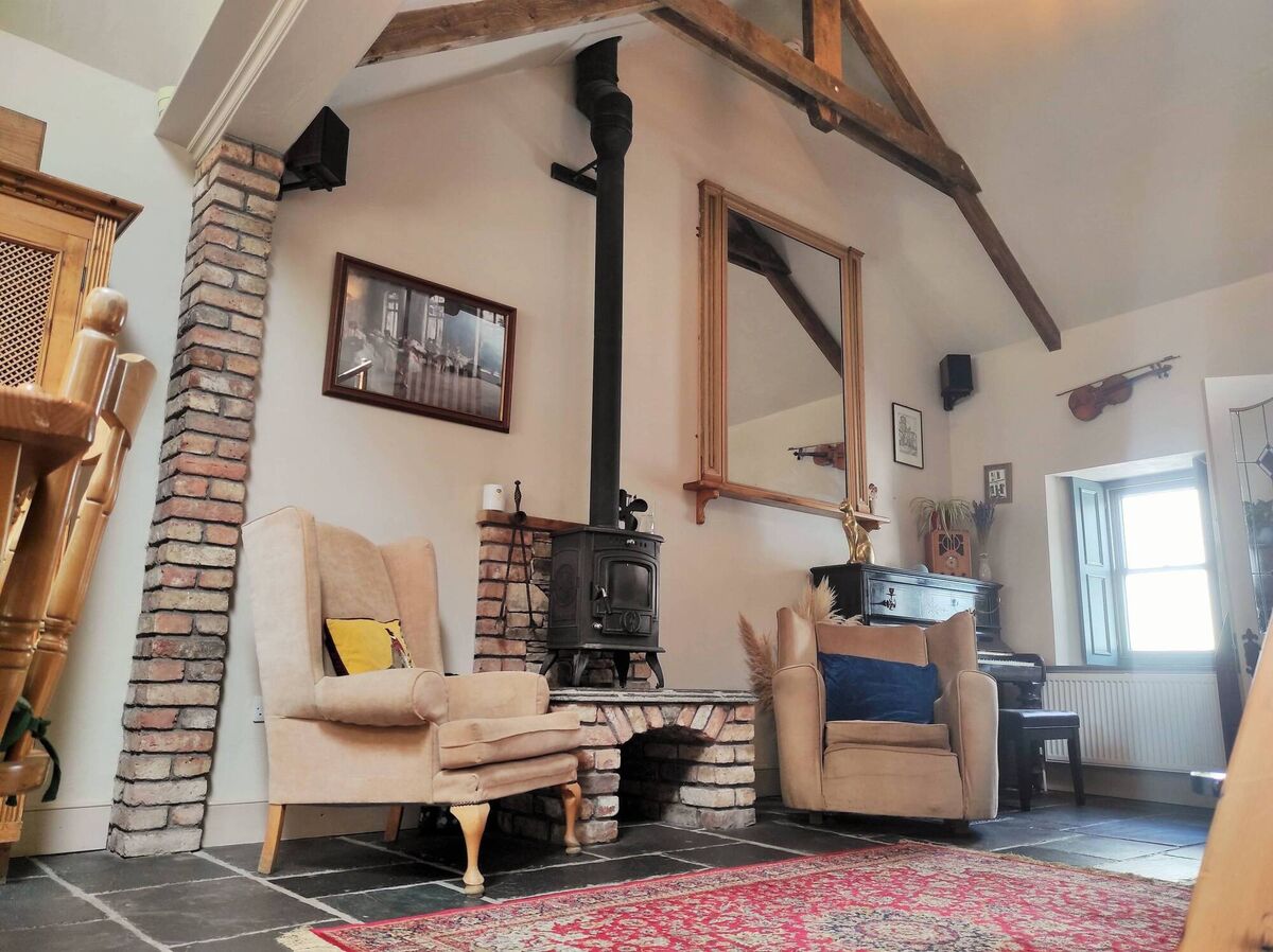 Heat from stove is barely needed in B2 rated 19th Century recreation