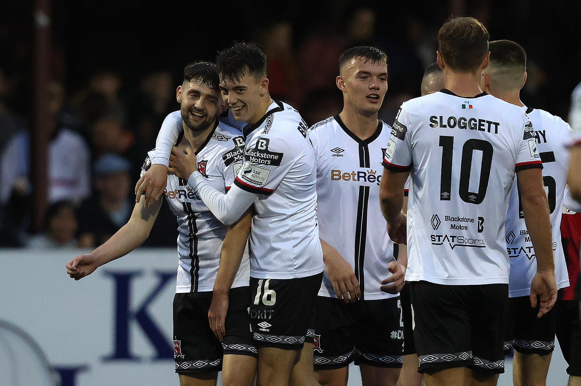 Second half onslaught sees Dundalk past Longford in FAI Cup