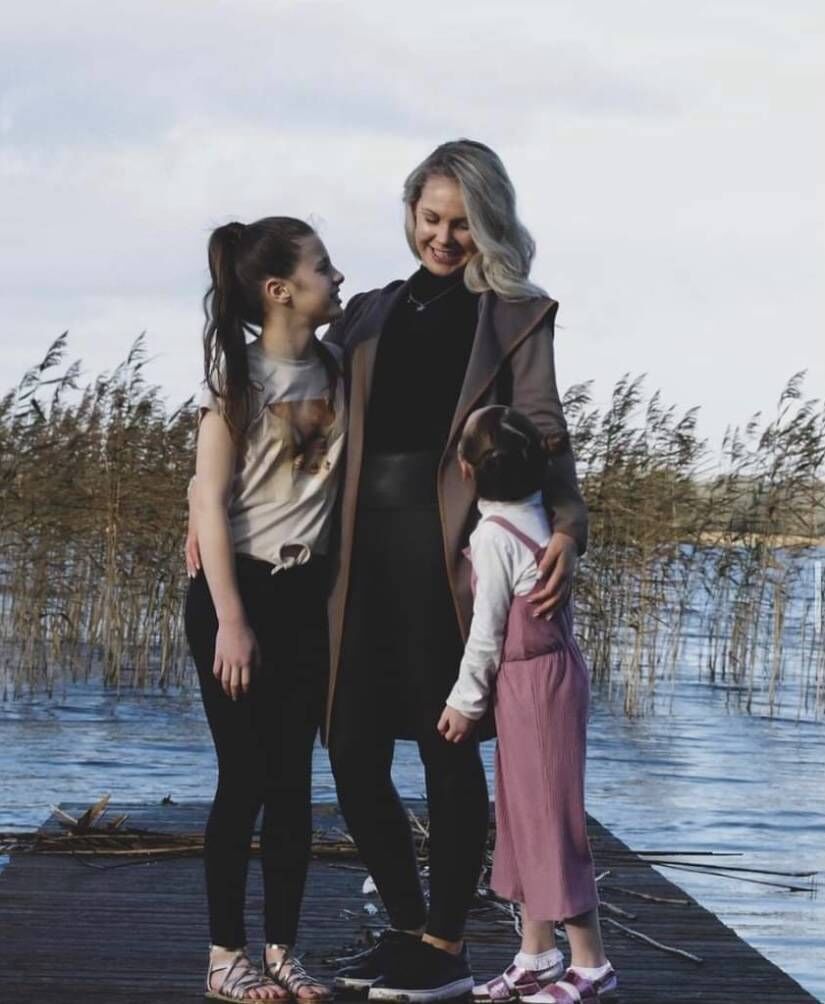 Lynsey Bennett with her daughters. Picture: Lynsey Bennett. Lynsey Bennett with her daughters. Picture: Lynsey Bennett.