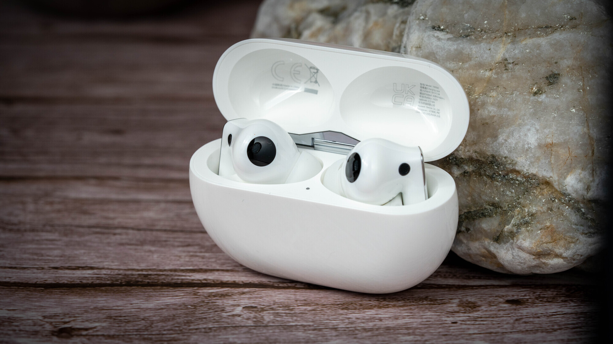 New Huawei FreeBuds Pro 2 now feature Hi-Res Audio Wireless support