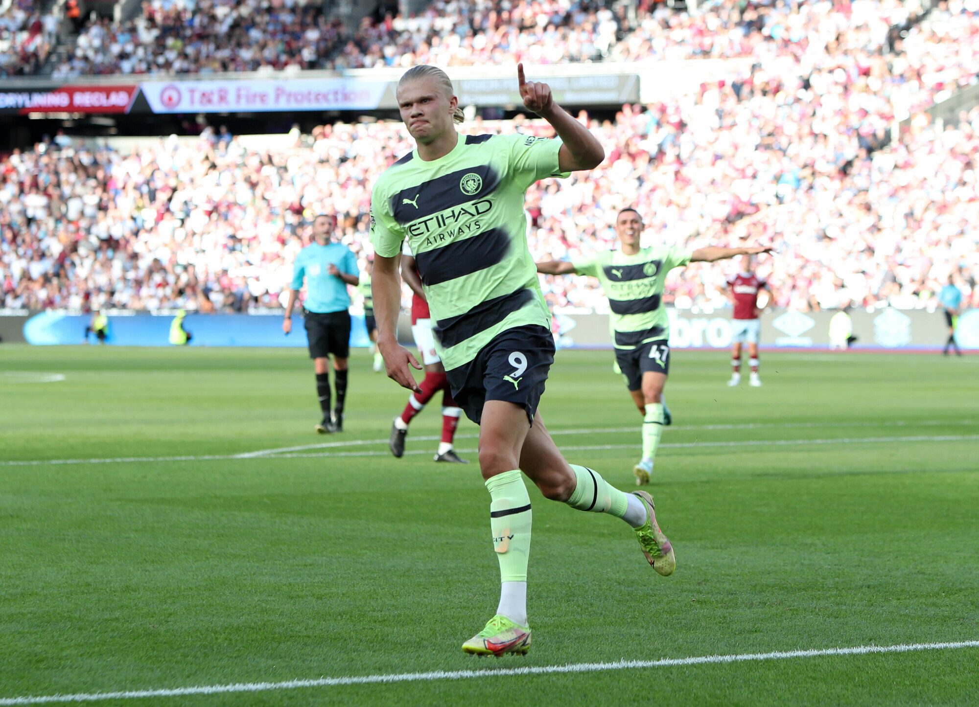 Haaland and City make the perfect start with convincing win over West Ham