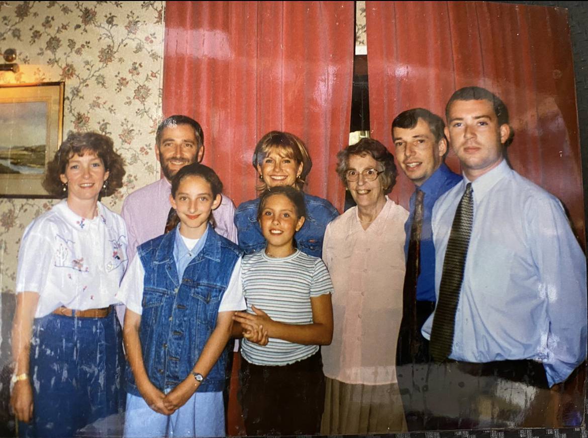 Olivia Newton-John 'an absolute lady': Irish community remembers her visit in 1996