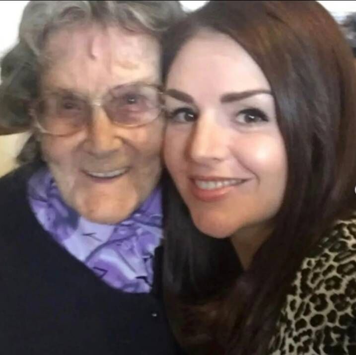 Síle Seoige with her late grandmother Bidín. Picture: Síle Seoige/Instagram