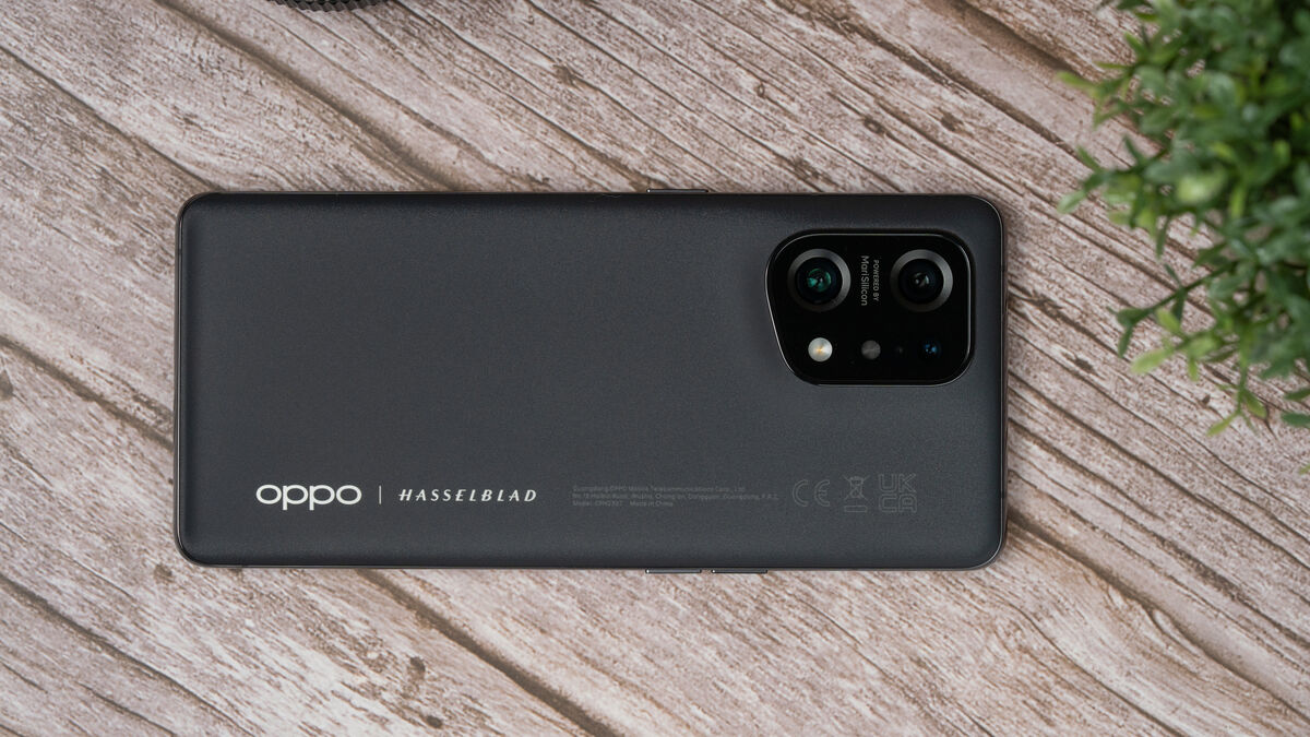 The Oppo Find X5 comes with 8GB of RAM and 256GB of storage. Picture: Noel Campion.