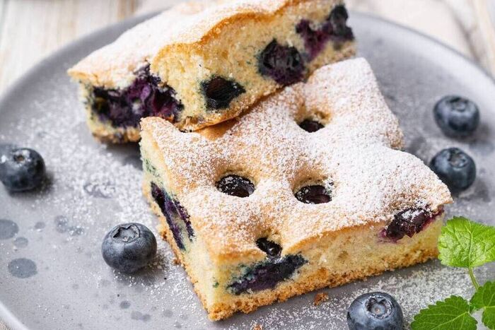 Wild Blueberry and Rose Geranium Sugar Bites