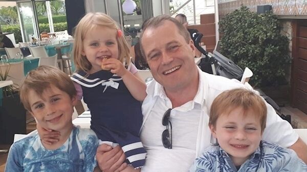 Conor, Darragh, and Carla pictured with their dad, Andrew McGinley. Photo provided by Andrew McGinley/An Garda Síochána Conor, Darragh, and Carla pictured with their dad, Andrew McGinley. Photo provided by Andrew McGinley/An Garda Síochána