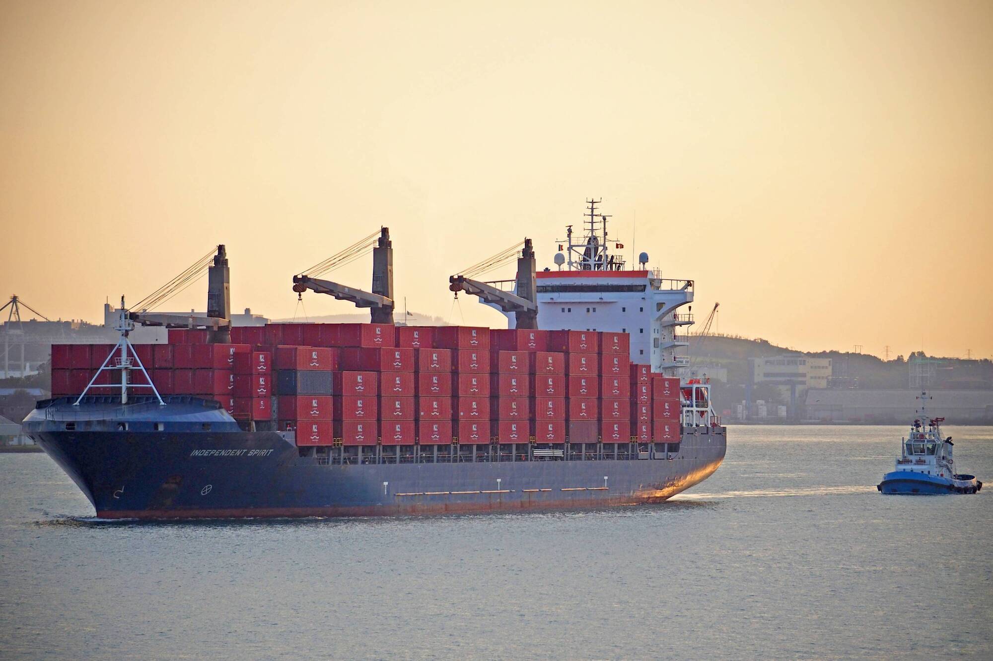 According to new figures from the CSO, exports across the Irish Sea to Britain rose to €1.6bn in June, a 38% increase from June 2021
